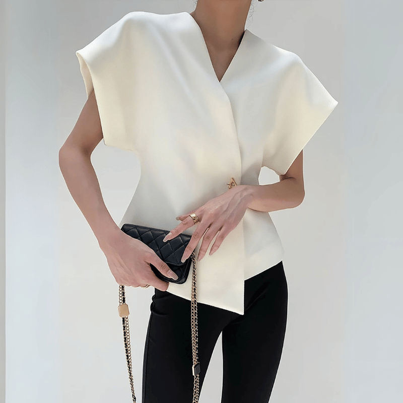Elegante V-Ausschnitt-Bluse für den vielseitigen Stil von Damen