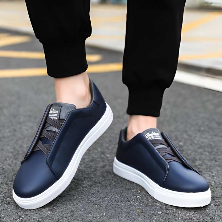 Klassische bequeme Sneaker für Herren