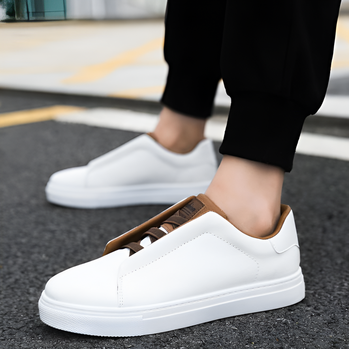 Klassische bequeme Sneaker für Herren