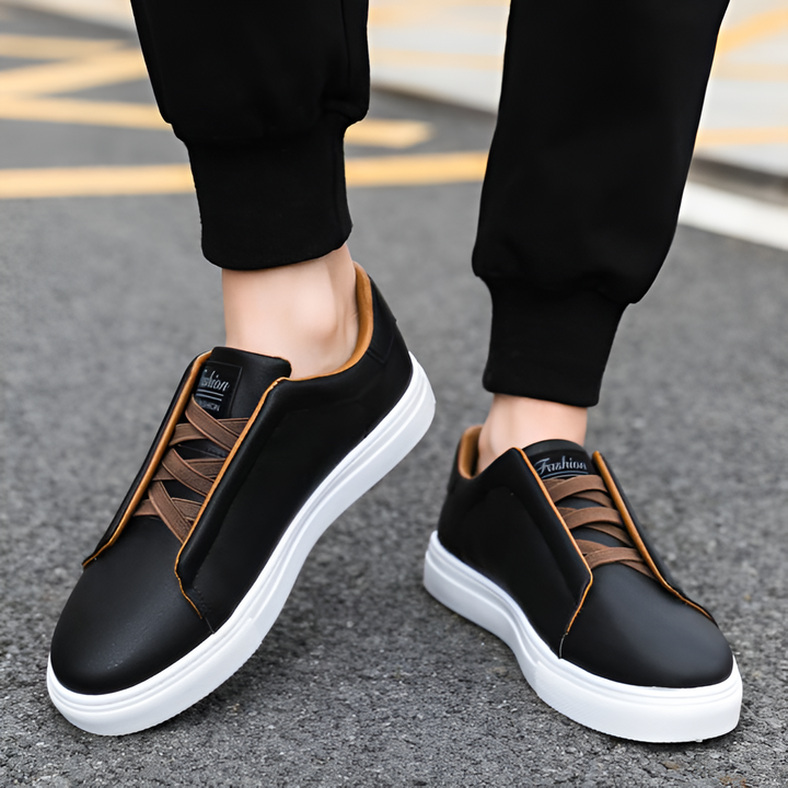 Klassische bequeme Sneaker für Herren