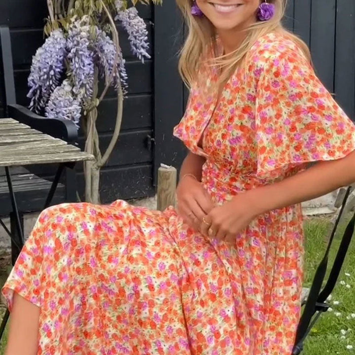 Elegantes Damenkleid mit V-Ausschnitt