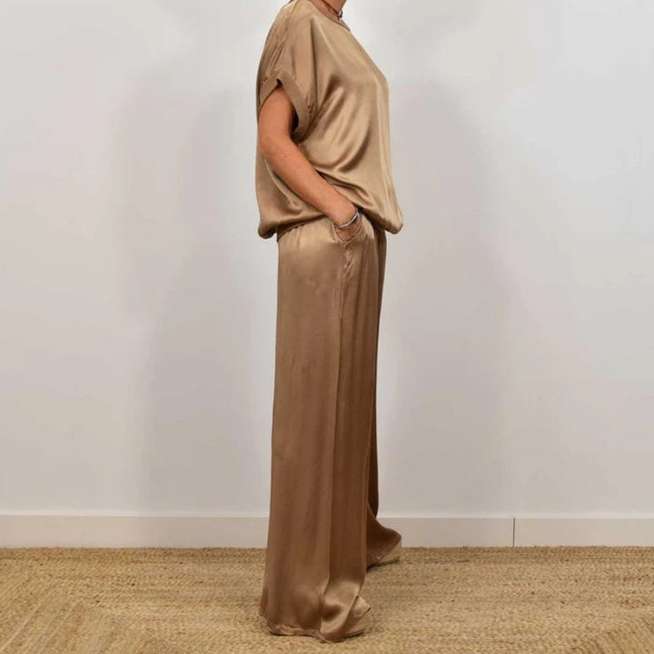 Elegantes zweiteiliges Set für Damen